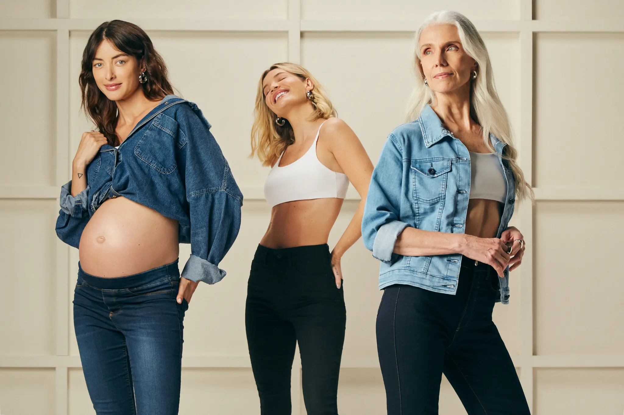 Colección Lunender con tres modelos en prendas de denim y estilo contemporáneo